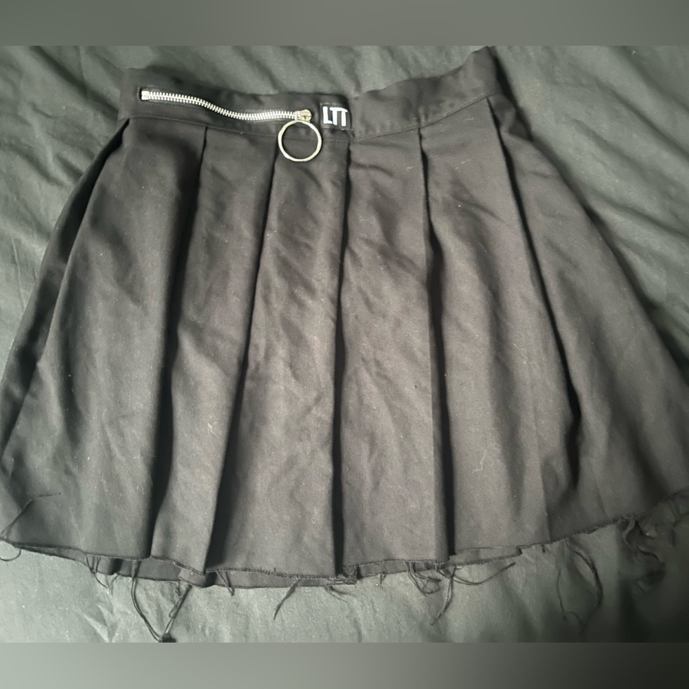 Lovetootrue pleated skirt, black, size 10